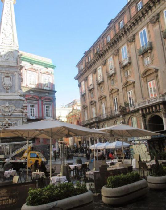 Casa Albertino-In The Heart Of Naples Nápoles Exterior foto
